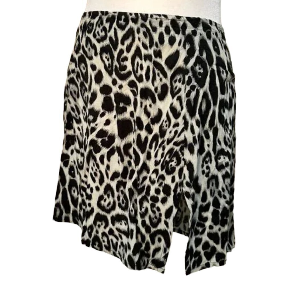 MOTEL for URBAN OUTFITTERS Animal Print Slit Side Mini Skirt - Size Small